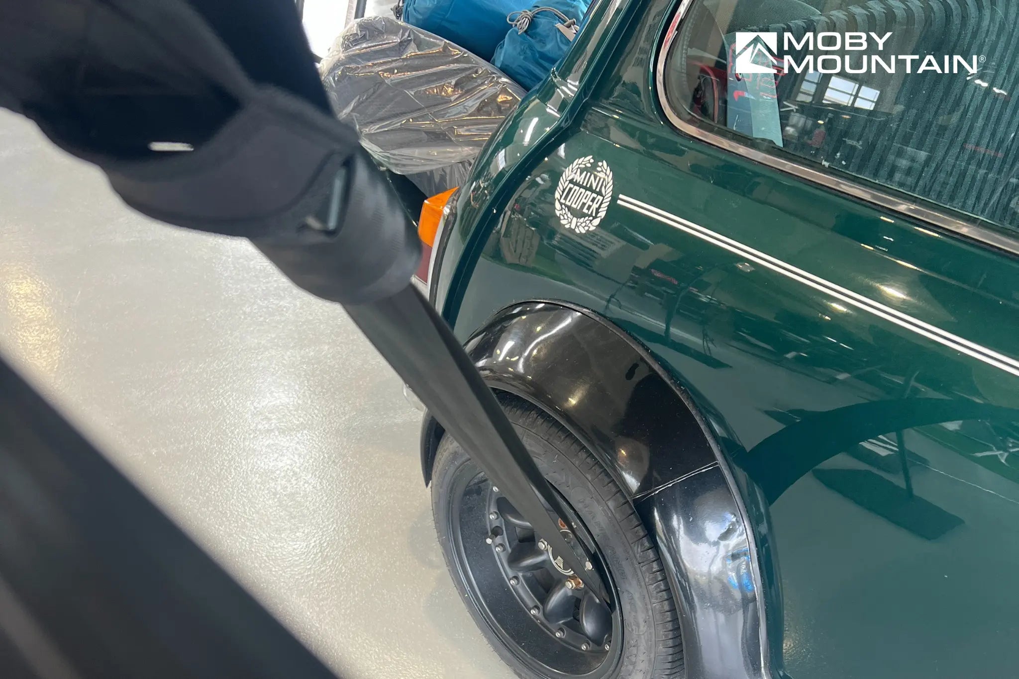 Moby Mountain - Stormbanden